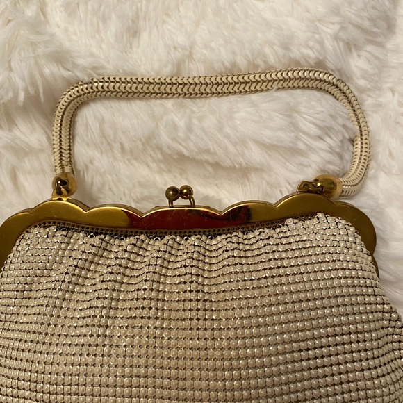 Flapper Whiting and Davis Handbag White Metal Mesh Bag For Women Art Deco - Picture 4 of 5